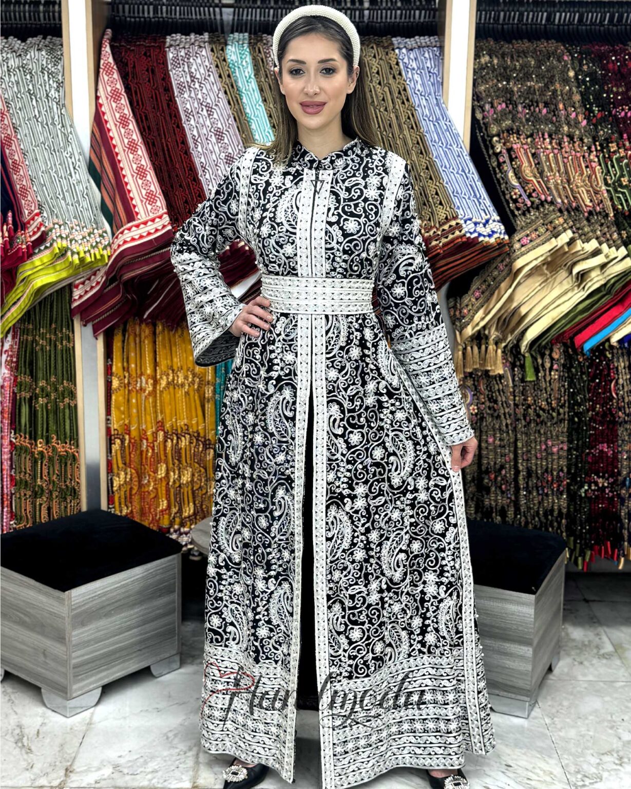 Banatna Open Abaya – Exquisite Handmade Palestinian Tatreez