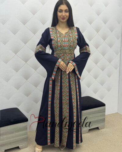 Sanaa Palestinian Tatreez embroidered dress Thobe 7